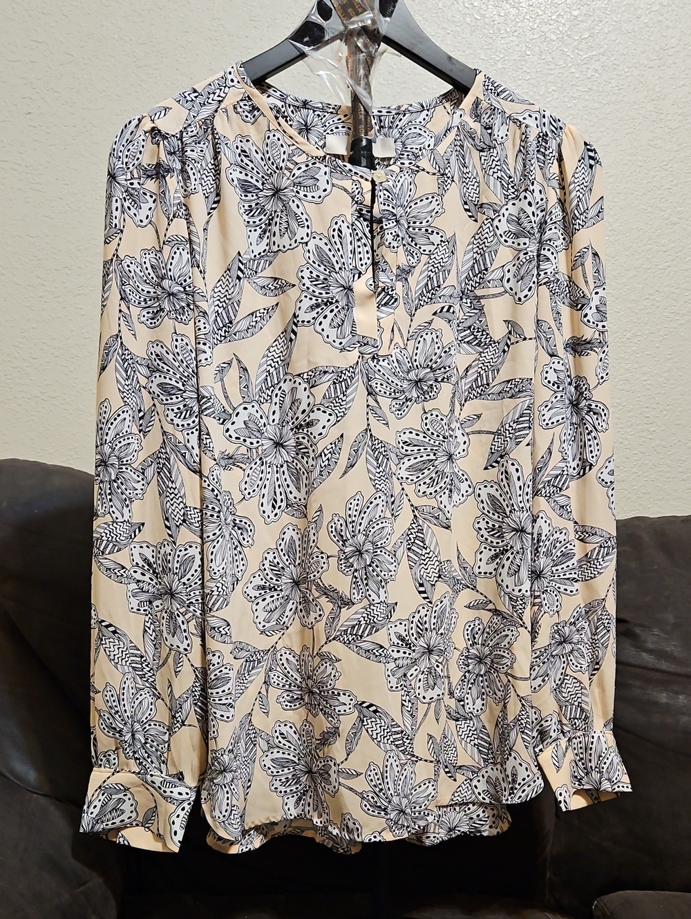 LOFT Pale Pink Floral Button-Front Long-Sleeve Blouse